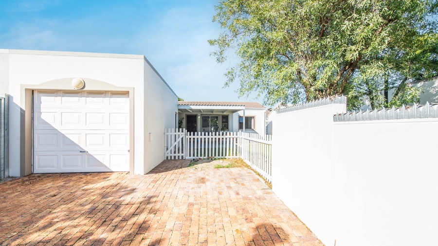 2 Bedroom Property for Sale in Parklands Western Cape